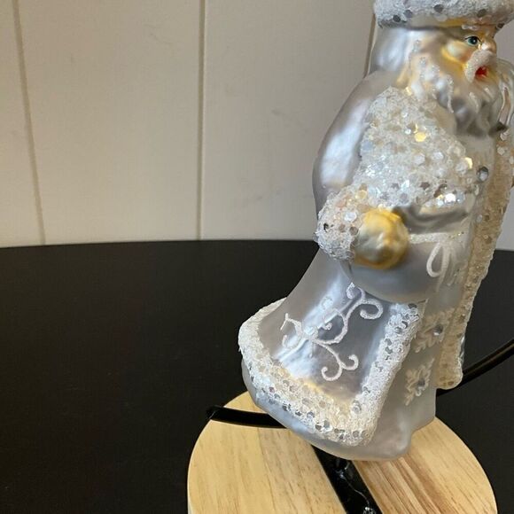 Santa Claus Christmas Tree Hanging Glass Ornament Silver Glitter 6" Tall - Picture 4 of 8